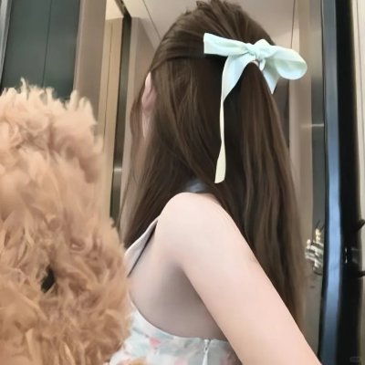 寻找长着獠牙和髭须的她